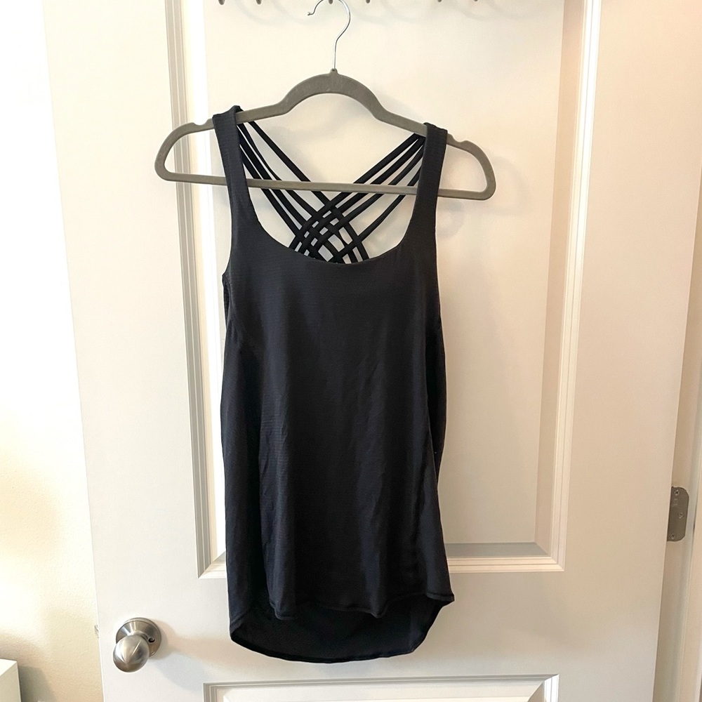 Lululemon Built-In Sports Bra, Open/Low Back Tank (Size 6)